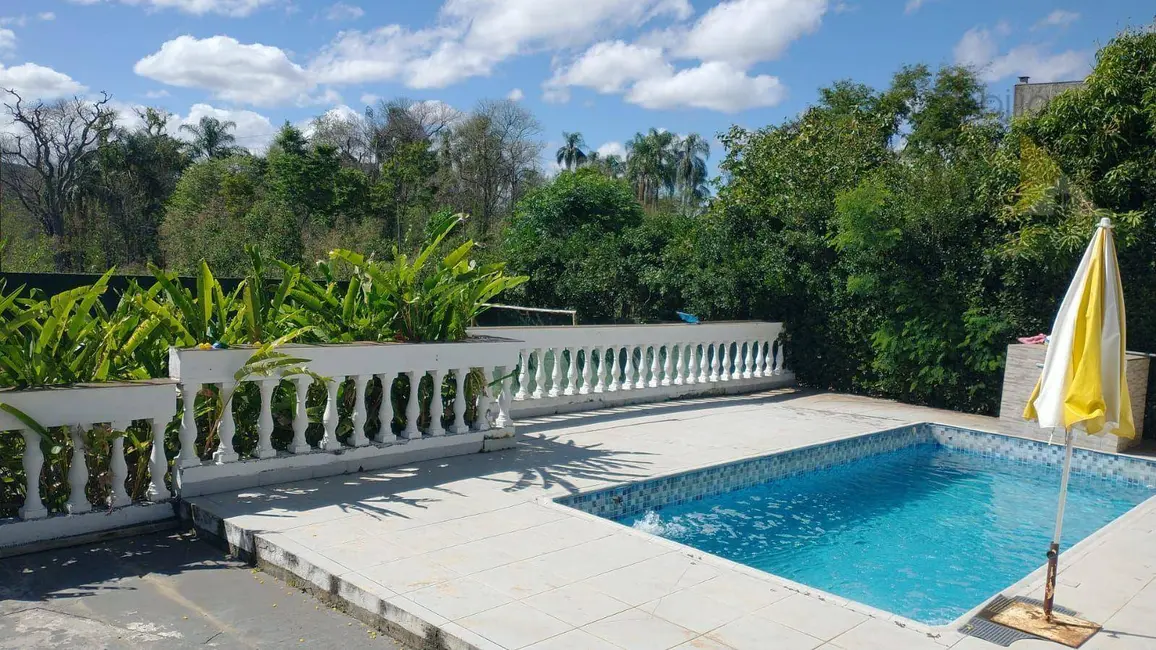 Chácara com 2 quartos à venda, 880m2 em Chácara Germana, Cacapava - SP - imagem 3 Foto 3 de Chácara com 2 quartos à venda, 880m2 em Chácara Germana, Cacapava - SP