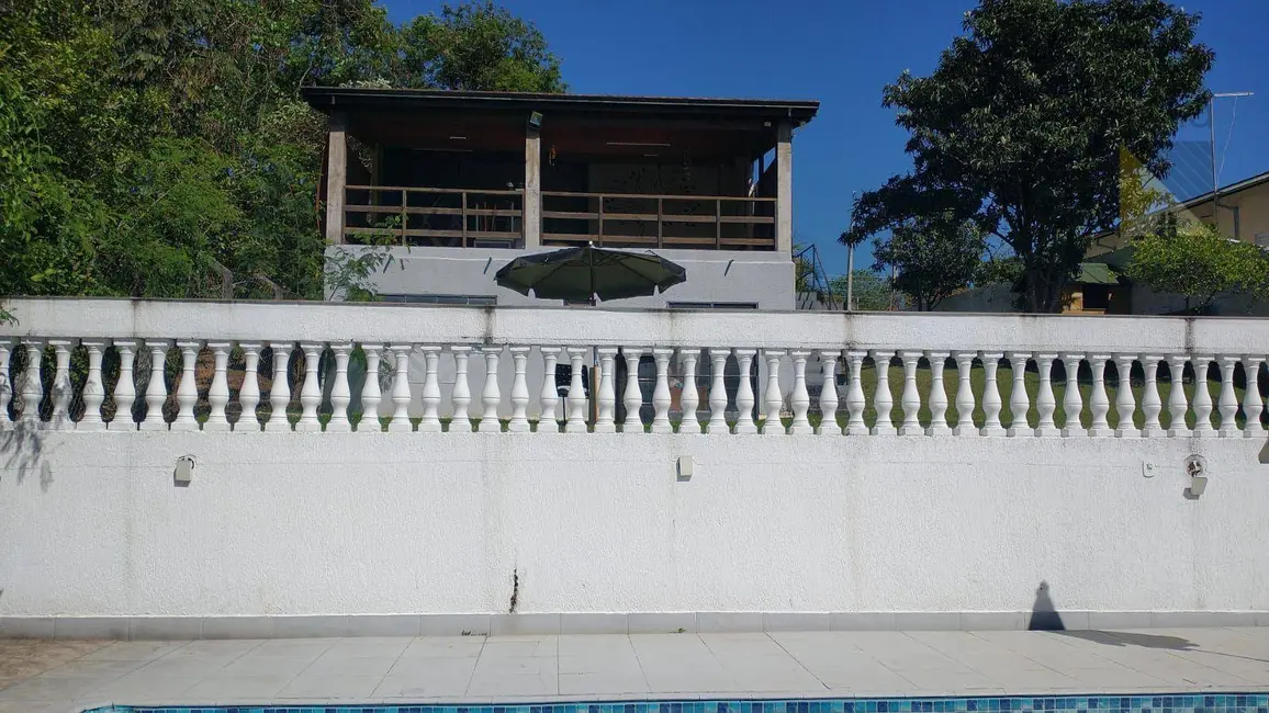 Chácara com 2 quartos à venda, 880m2 em Chácara Germana, Cacapava - SP - imagem 5 Foto 5 de Chácara com 2 quartos à venda, 880m2 em Chácara Germana, Cacapava - SP