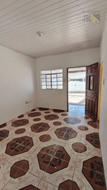 Foto 2 de Casa com 2 quartos para alugar, 271m2 em Jardim São José, Cacapava - SP