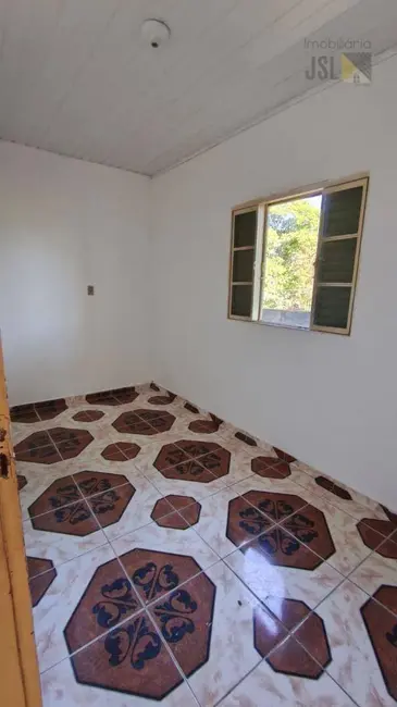 Foto 9 de Casa com 2 quartos para alugar, 271m2 em Jardim São José, Cacapava - SP