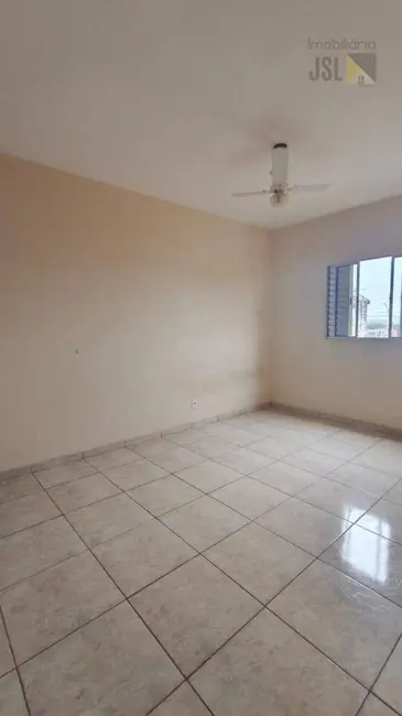 Foto 7 de Sobrado com 4 quartos para alugar, 140m2 em Jardim Panorama, Cacapava - SP