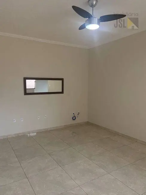 Foto 2 de Sobrado com 3 quartos à venda e para alugar, 369m2 em Borda da Mata, Cacapava - SP