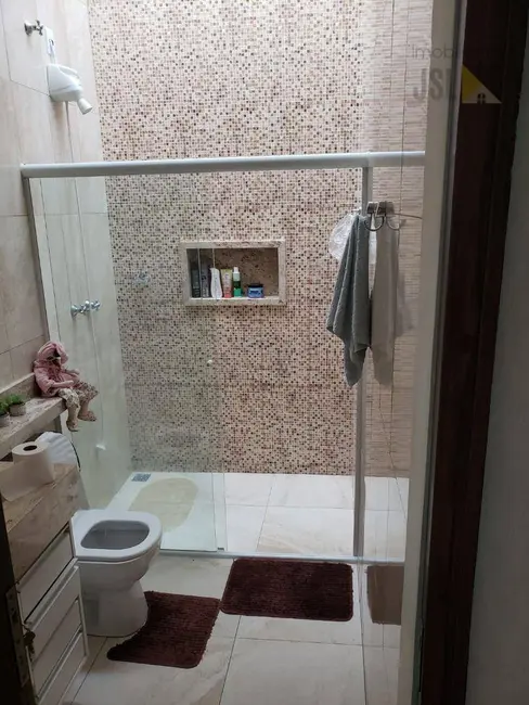 Foto 6 de Sobrado com 3 quartos à venda e para alugar, 369m2 em Borda da Mata, Cacapava - SP