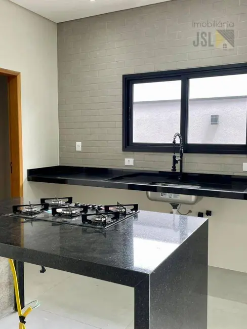 Foto 3 de Casa de Condomínio com 3 quartos à venda, 300m2 em Cacapava - SP