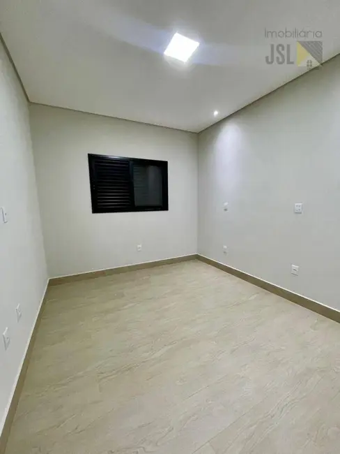 Foto 5 de Casa de Condomínio com 3 quartos à venda, 300m2 em Cacapava - SP