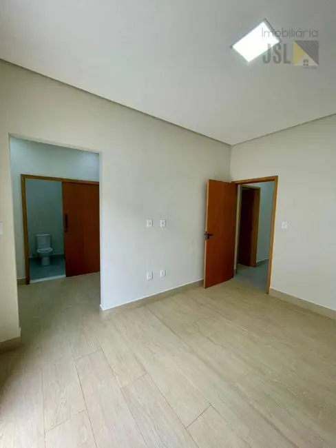 Foto 8 de Casa de Condomínio com 3 quartos à venda, 300m2 em Cacapava - SP