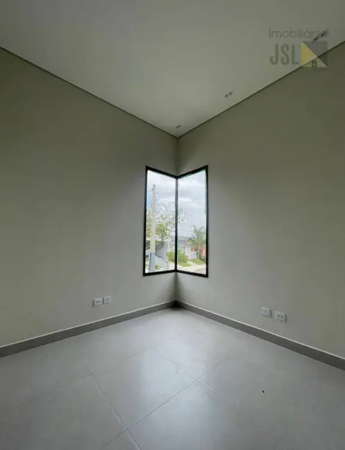 Foto 2 de Casa de Condomínio com 3 quartos à venda, 300m2 em Cacapava - SP