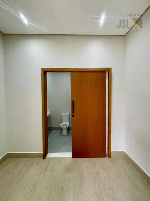 Foto 9 de Casa de Condomínio com 3 quartos à venda, 300m2 em Cacapava - SP