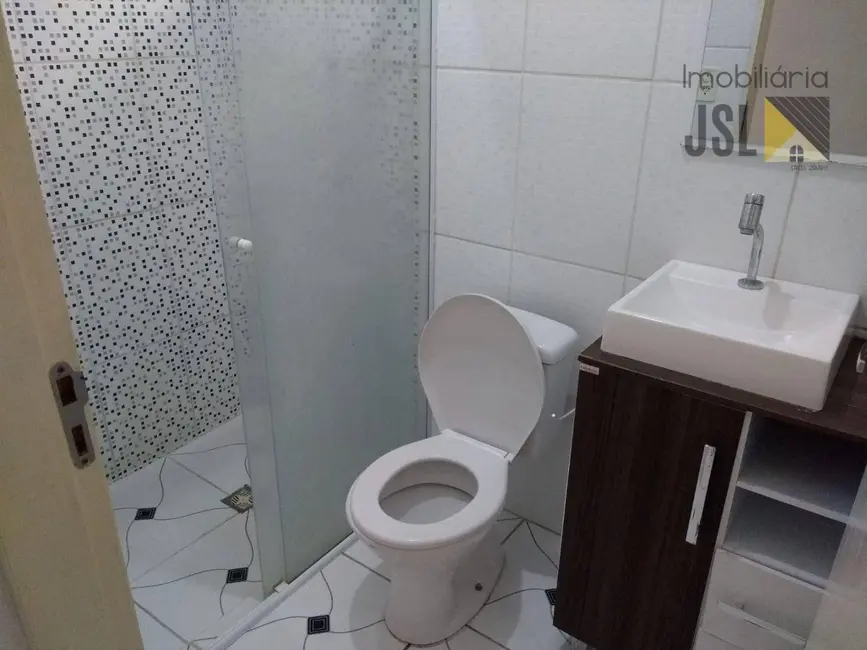 Casa com 2 quartos à venda, 125m2 em Village das Flores, Cacapava - SP - imagem 6 Foto 6 de Casa com 2 quartos à venda, 125m2 em Village das Flores, Cacapava - SP