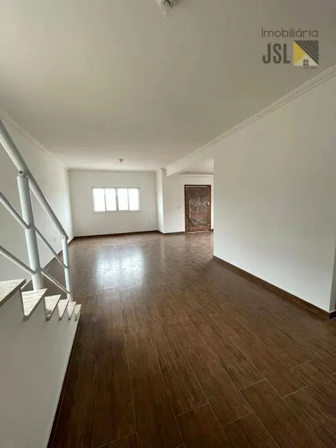 Foto 3 de Sobrado com 4 quartos à venda e para alugar, 175m2 em Parque Residencial Santo André, Cacapava - SP