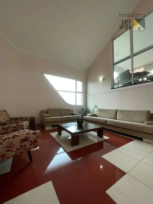 Foto 2 de Sobrado com 5 quartos à venda, 590m2 em Vila Santos, Cacapava - SP