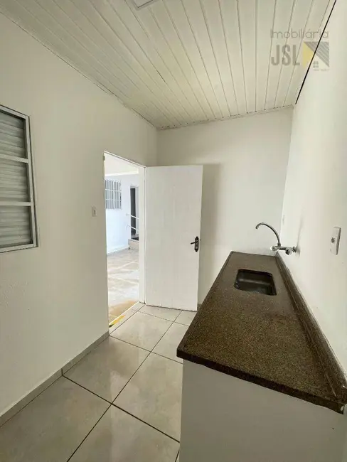 Loja para alugar, 300m2 em Vila Resende, Cacapava - SP - imagem 8 Foto 8 de Loja para alugar, 300m2 em Vila Resende, Cacapava - SP