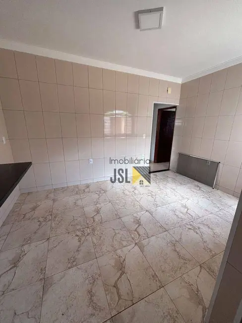 Foto 4 de Casa com 3 quartos para alugar, 250m2 em Jardim Rafael, Cacapava - SP