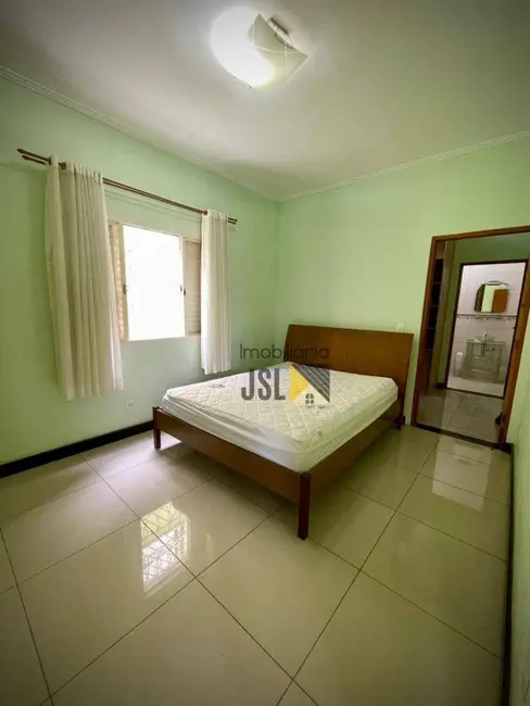 Foto 7 de Sobrado com 3 quartos à venda, 350m2 em Parque Residencial Santo André, Cacapava - SP