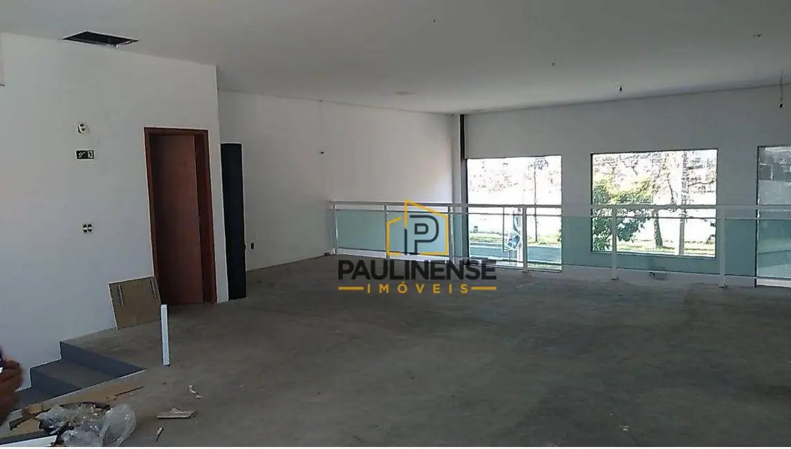 Sala Comercial à venda e para alugar, 400m2 em Vila Paraíso, Campinas - SP - imagem 4 Foto 4 de Sala Comercial à venda e para alugar, 400m2 em Vila Paraíso, Campinas - SP