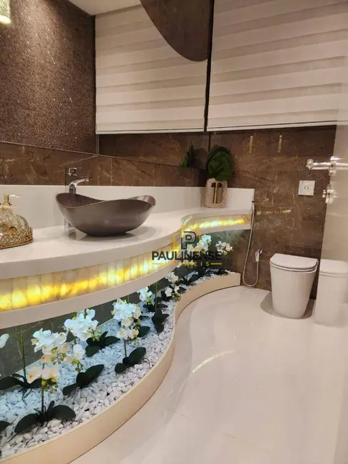 Sobrado com 3 quartos à venda, 390m2 em Paulinia - SP - imagem 8 Foto 8 de Sobrado com 3 quartos à venda, 390m2 em Paulinia - SP