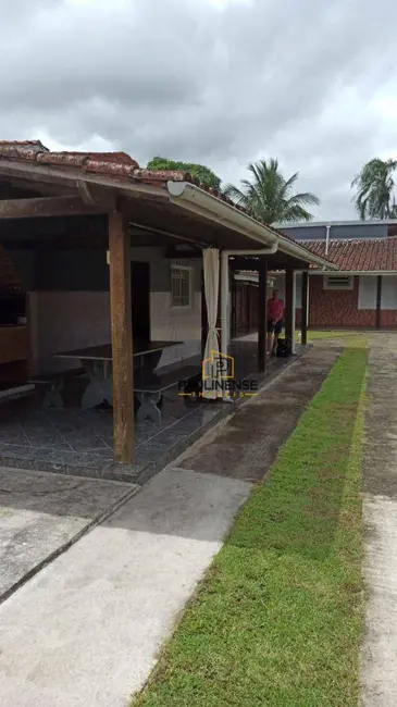 Foto 2 de Casa com 2 quartos à venda, 360m2 em Massaguaçu, Caraguatatuba - SP