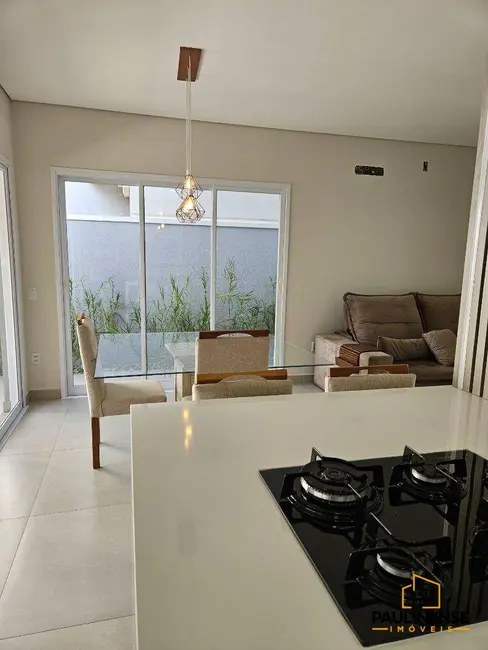 Sobrado com 3 quartos à venda, 250m2 em Parque Brasil 500, Paulinia - SP - imagem 8 Foto 8 de Sobrado com 3 quartos à venda, 250m2 em Parque Brasil 500, Paulinia - SP