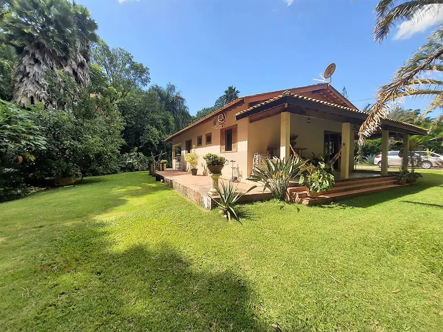 Foto 7 de Chácara com 2 quartos à venda, 4000m2 em Vinhedo - SP