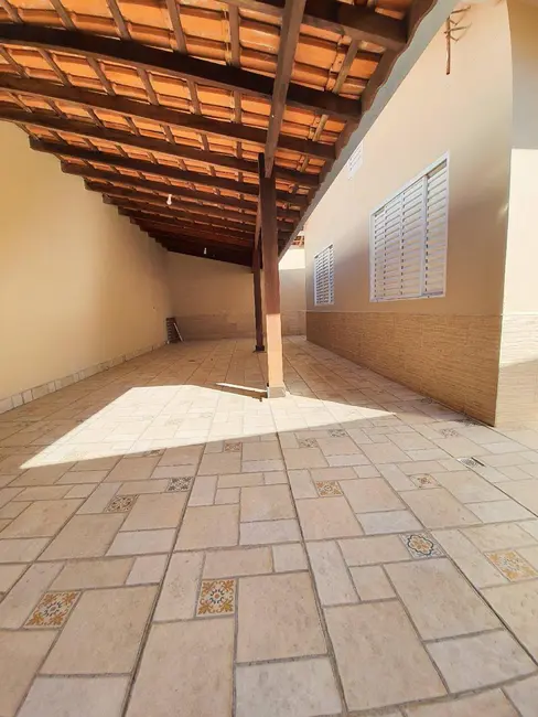 Foto 4 de Casa de Condomínio com 3 quartos à venda, 170m2 em Louveira - SP