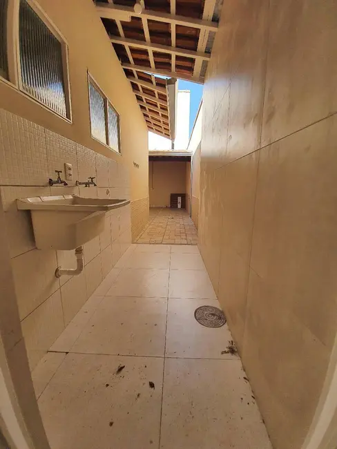 Foto 8 de Casa de Condomínio com 3 quartos à venda, 170m2 em Louveira - SP