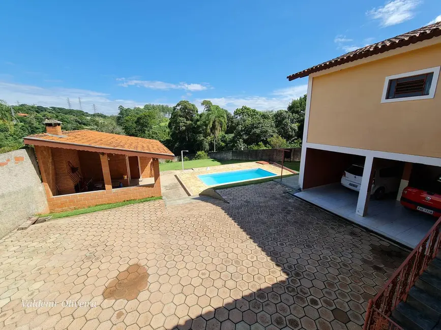 Chácara com 3 quartos à venda, 1334m2 em Corrupira, Jundiai - SP - imagem 6 Foto 6 de Chácara com 3 quartos à venda, 1334m2 em Corrupira, Jundiai - SP