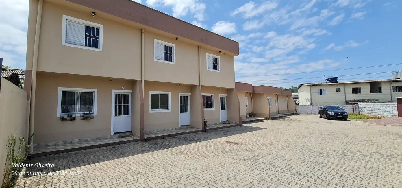 Foto 1 de Casa com 2 quartos para alugar em Louveira - SP