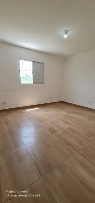 Casa com 2 quartos para alugar em Louveira - SP - imagem 6 Foto 6 de Casa com 2 quartos para alugar em Louveira - SP