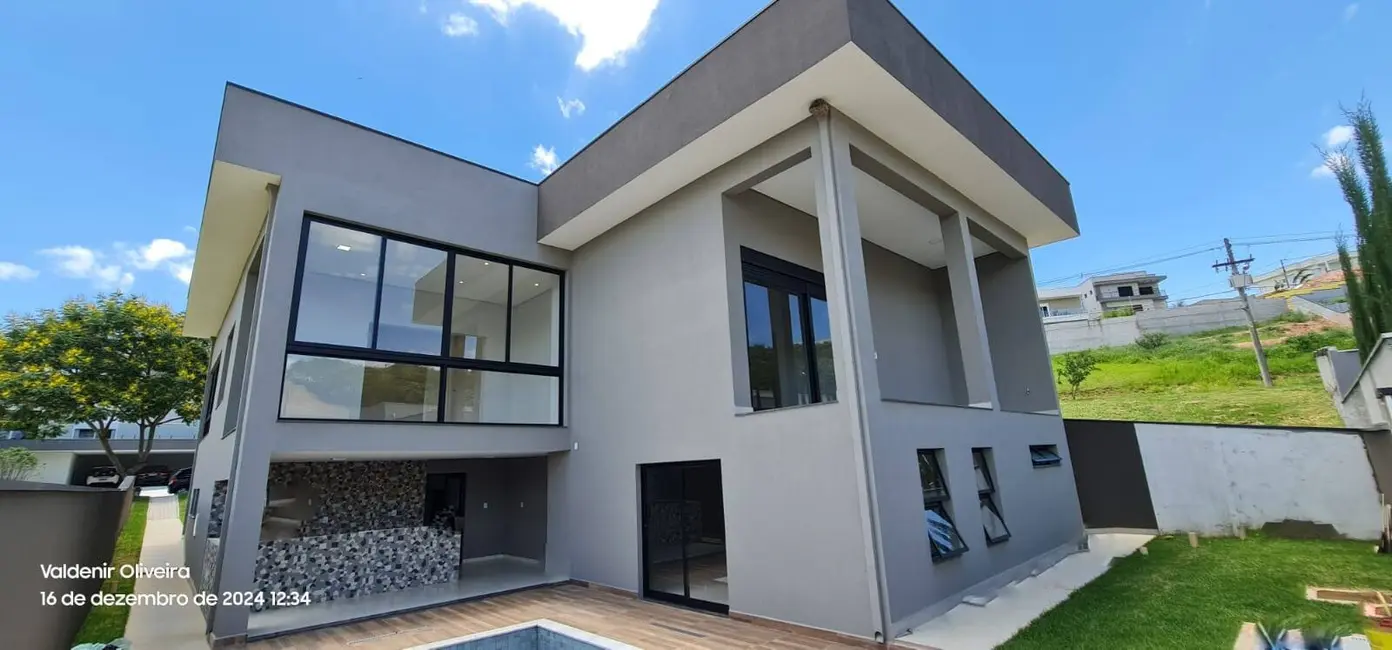 Foto 2 de Casa à venda, 525m2 em Louveira - SP