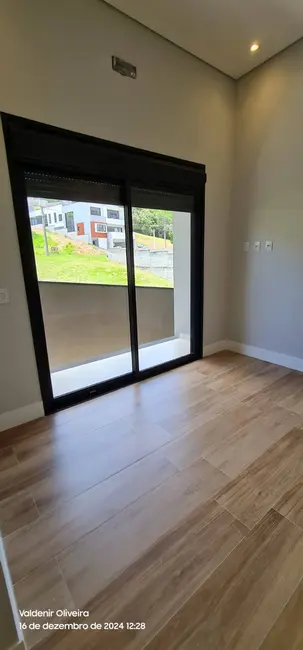 Foto 13 de Casa à venda, 525m2 em Louveira - SP