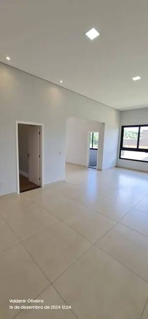 Foto 37 de Casa à venda, 525m2 em Louveira - SP