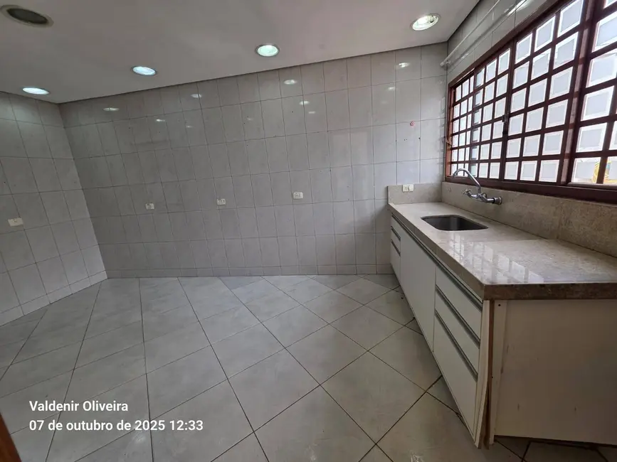 Foto 6 de Casa com 2 quartos à venda, 250m2 em Louveira - SP