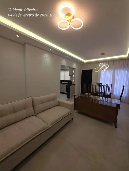 Foto 2 de Casa de Condomínio com 2 quartos à venda, 403m2 em Louveira - SP