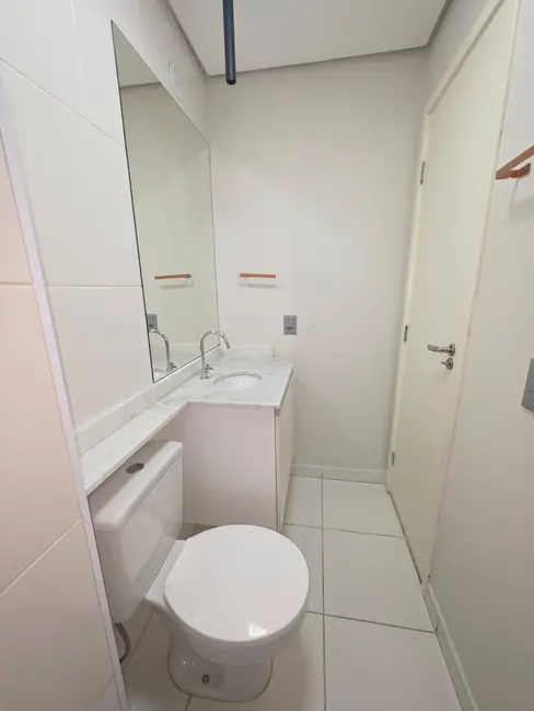 Foto 8 de Apartamento com 3 quartos para alugar, 72m2 em Louveira - SP