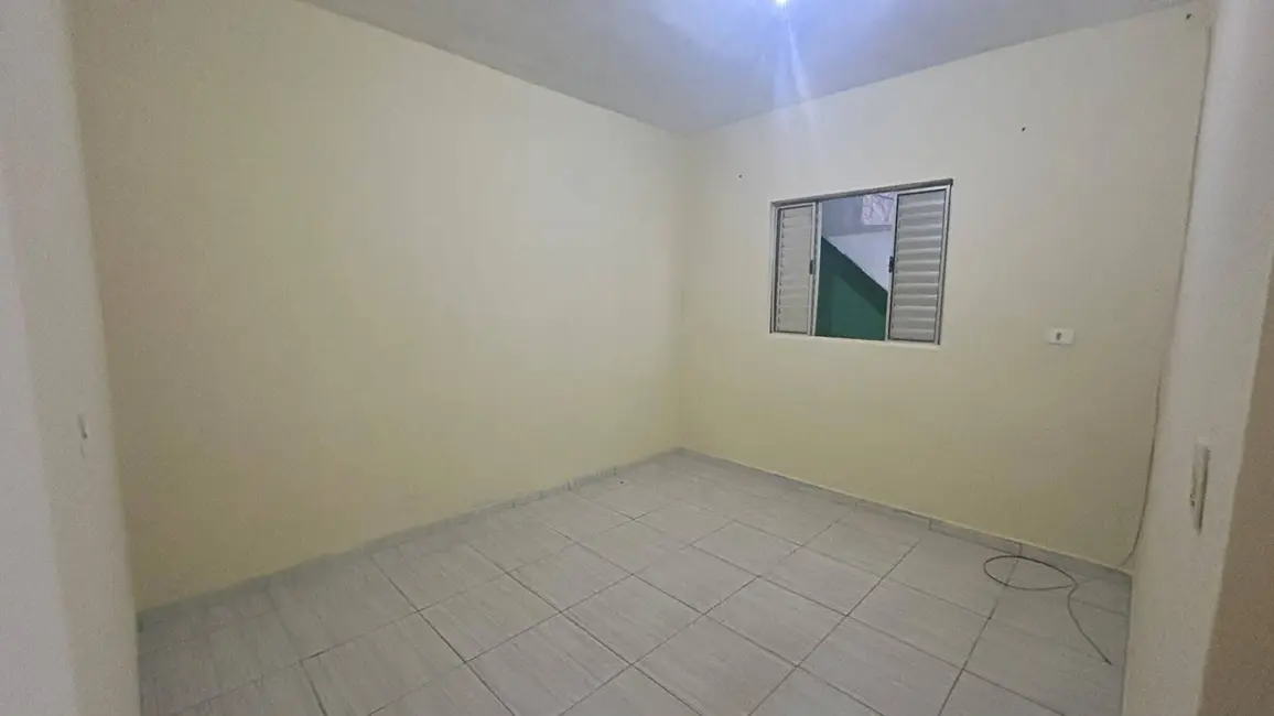Casa com 1 quarto para alugar em Louveira - SP - imagem 2 Foto 2 de Casa com 1 quarto para alugar em Louveira - SP