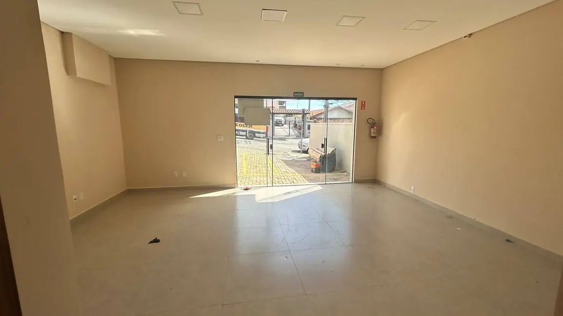 Foto 1 de Sala Comercial para alugar em Louveira - SP