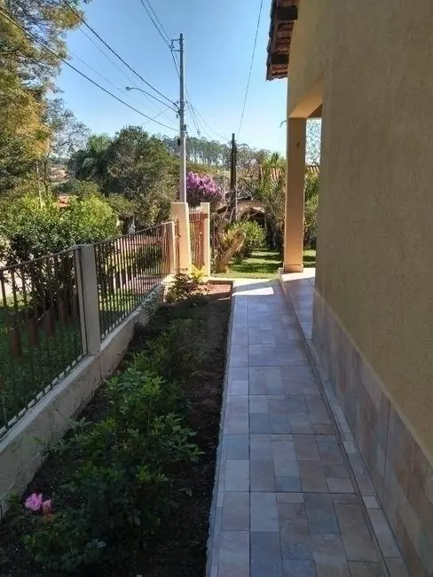 Chácara com 3 quartos à venda, 1000m2 em Louveira - SP - imagem 7 Foto 7 de Chácara com 3 quartos à venda, 1000m2 em Louveira - SP