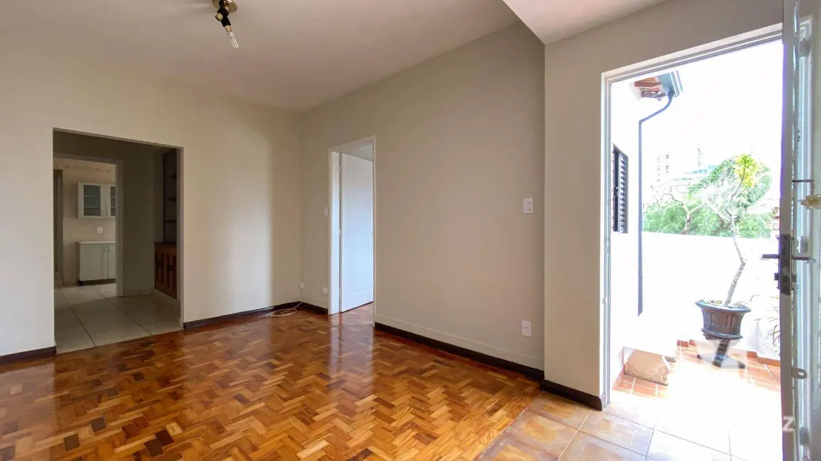 Casa com 2 quartos à venda, 130m2 em Taquaral, Campinas - SP - imagem 4 Foto 4 de Casa com 2 quartos à venda, 130m2 em Taquaral, Campinas - SP
