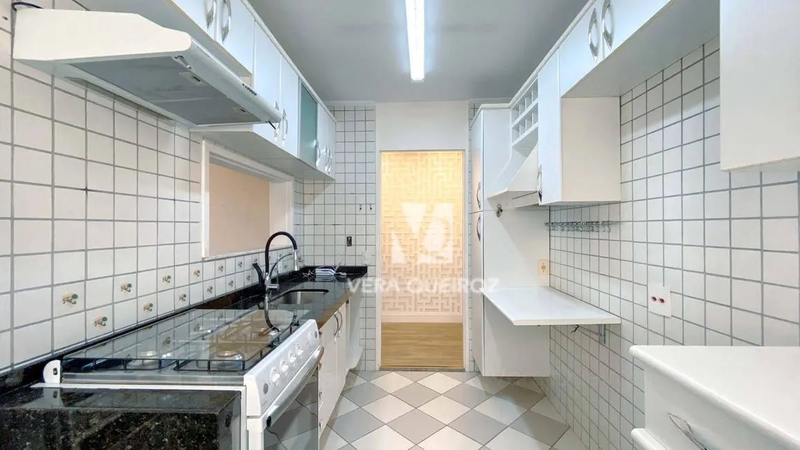 Apartamento com 3 quartos para alugar, 75m2 em Jardim das Paineiras, Campinas - SP - imagem 4 Foto 4 de Apartamento com 3 quartos para alugar, 75m2 em Jardim das Paineiras, Campinas - SP