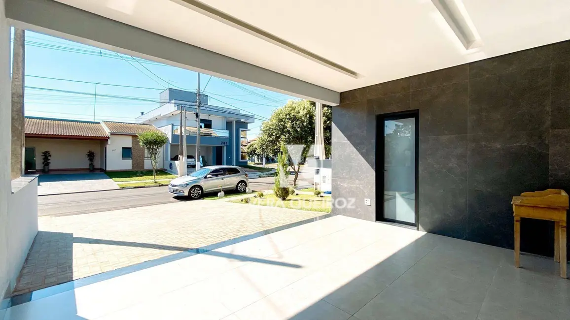 Foto 2 de Casa de Condomínio com 3 quartos à venda, 300m2 em Jardim Planalto, Paulinia - SP
