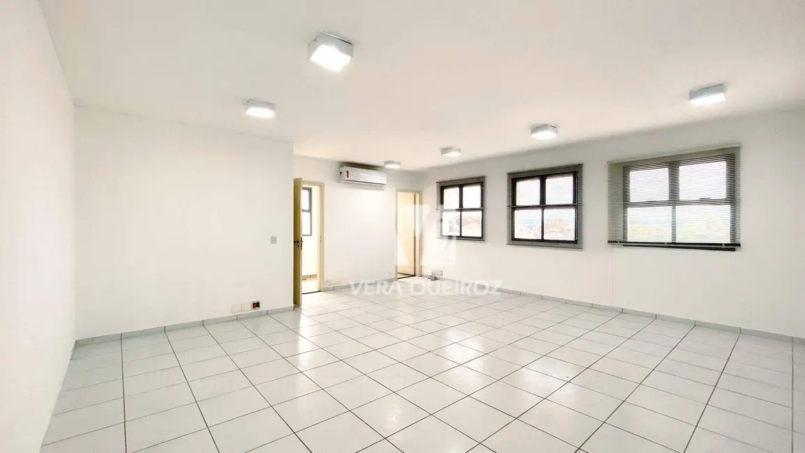 Foto 2 de Sala Comercial para alugar, 60m2 em Jardim Chapadão, Campinas - SP