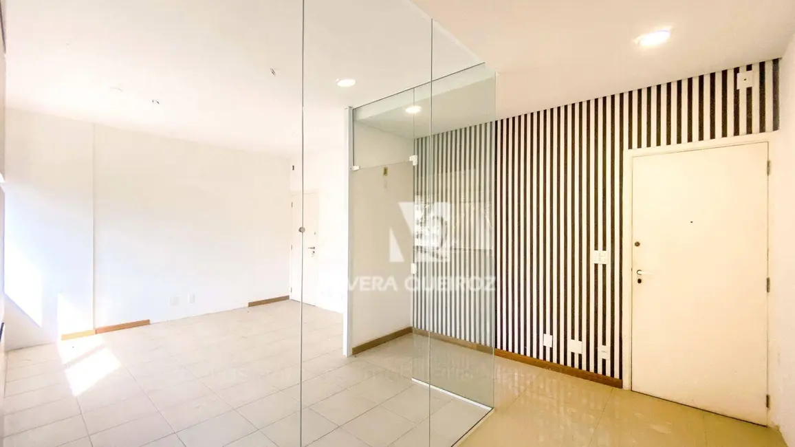 Sala Comercial para alugar, 35m2 em Centro, Campinas - SP - imagem 6 Foto 6 de Sala Comercial para alugar, 35m2 em Centro, Campinas - SP