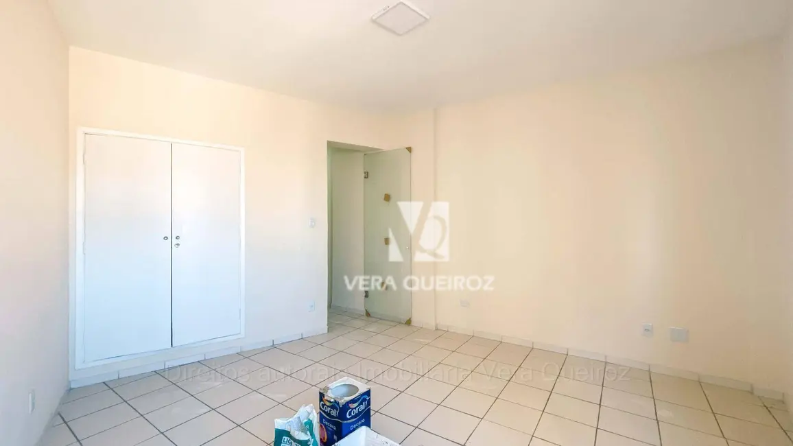Kitnet com 1 quarto para alugar, 36m2 em Centro, Campinas - SP - imagem 2 Foto 2 de Kitnet com 1 quarto para alugar, 36m2 em Centro, Campinas - SP