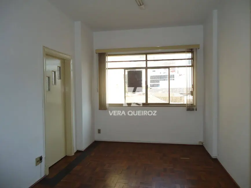 Sala Comercial à venda, 60m2 em Centro, Campinas - SP - imagem 4 Foto 4 de Sala Comercial à venda, 60m2 em Centro, Campinas - SP