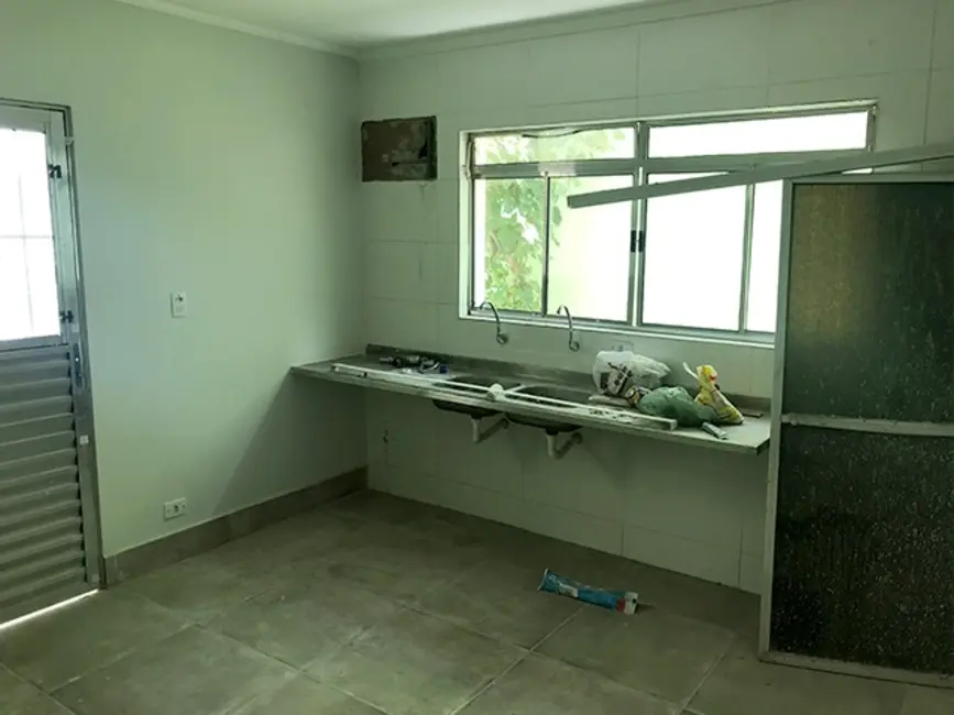 Foto 25 de Casa com 3 quartos para alugar, 110m2 em Jardim Alpino, São Paulo - SP