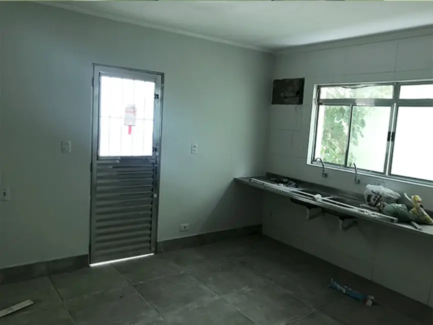 Foto 10 de Casa com 3 quartos para alugar, 110m2 em Jardim Alpino, São Paulo - SP