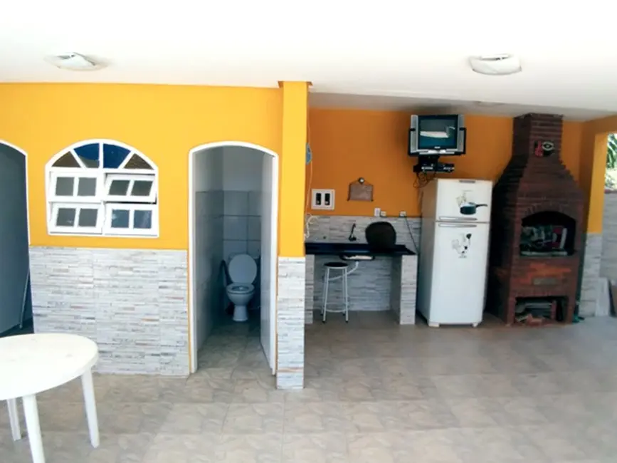 Foto 5 de Casa com 6 quartos à venda, 320m2 em Itanhaem - SP