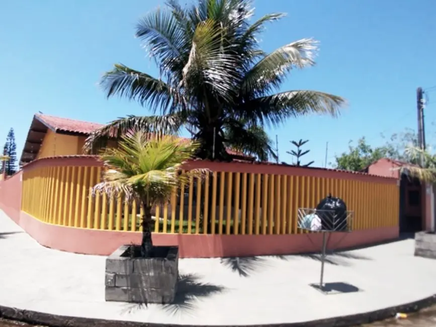 Foto 3 de Casa com 6 quartos à venda, 320m2 em Itanhaem - SP