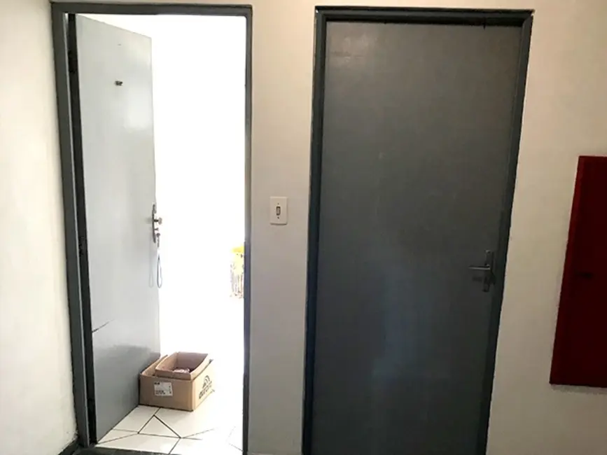 Foto 4 de Apartamento com 3 quartos à venda, 76m2 em Vila Pirajussara, São Paulo - SP
