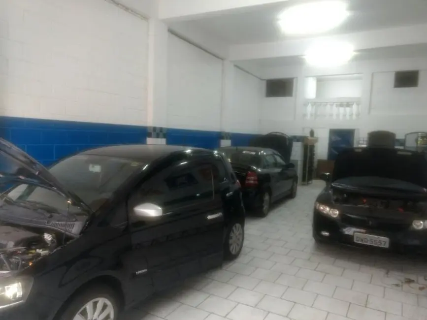 Foto 2 de Armazém / Galpão à venda, 483m2 em Sítio dos Vianas, Santo Andre - SP